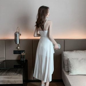 欧美六十路老妇
