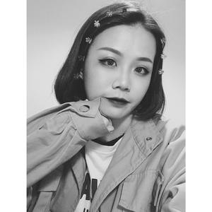 欧美六十路老妇
